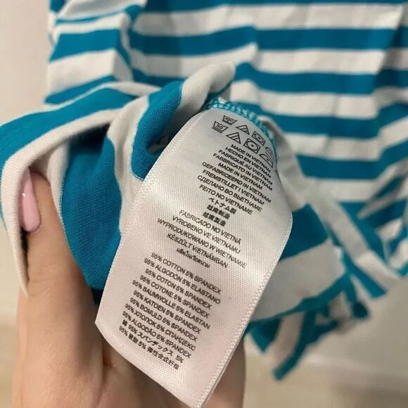 Michael Kors Blue and White Ruched Top Size Large - Picture 6 of 6